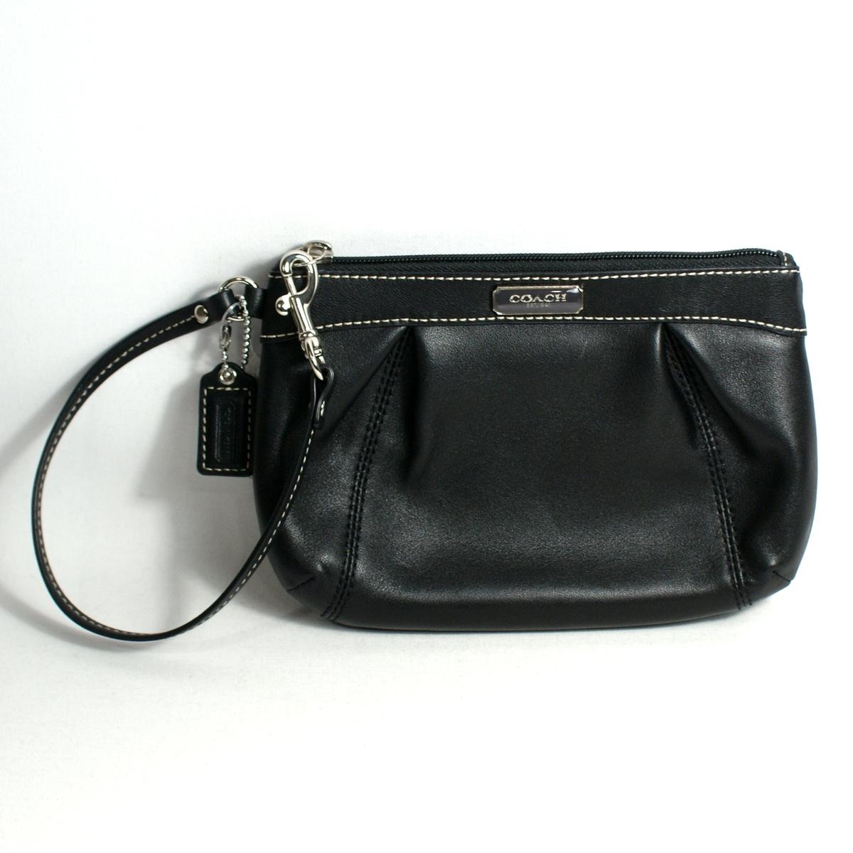 Coach Black Leather Pleated Medium Wristlet #46484 | Coach 46484