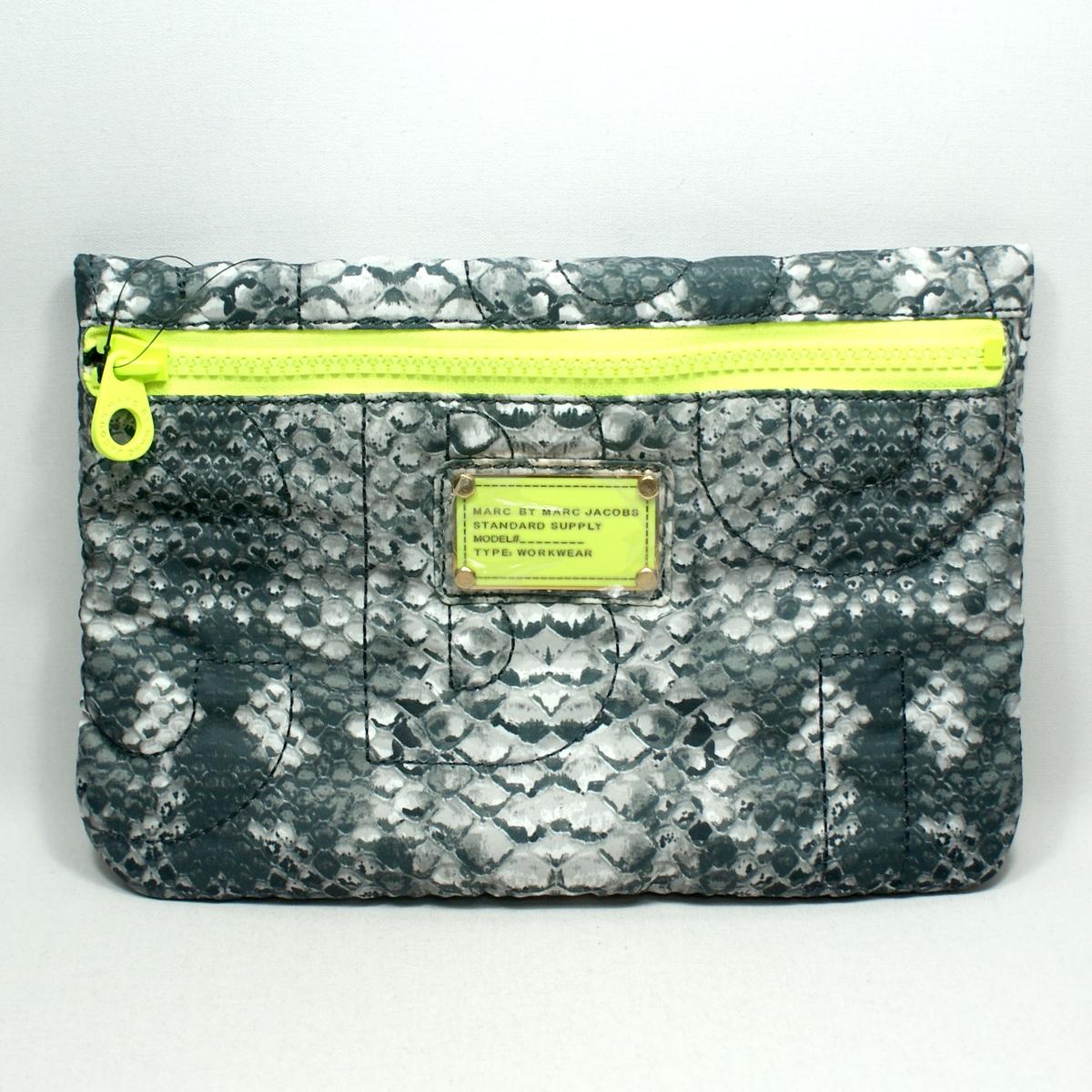marc jacobs makeup pouch